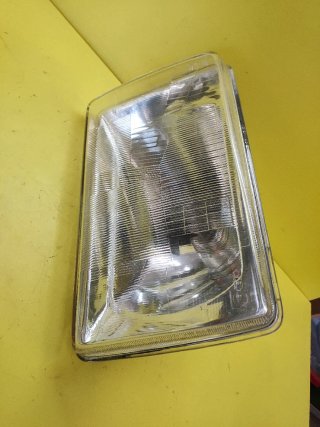 FARO DELANTERO DERECHO SEAT 131