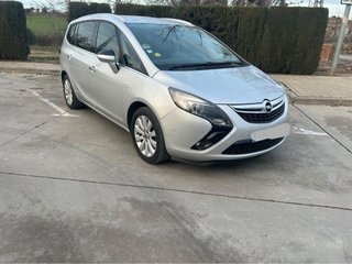 Opel Zafira Tourer 2013