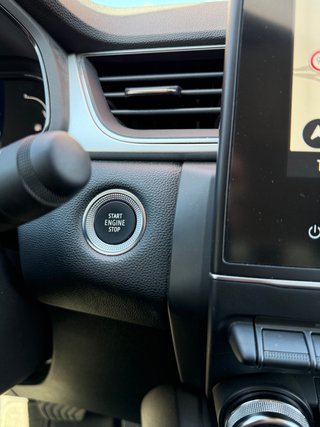Renault Captur Techno ETech full hybrid. 145CV