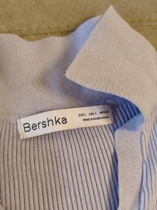 Camiseta Bershka rosa talla XS