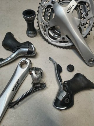 Grupo Shimano 9x3 Carretera