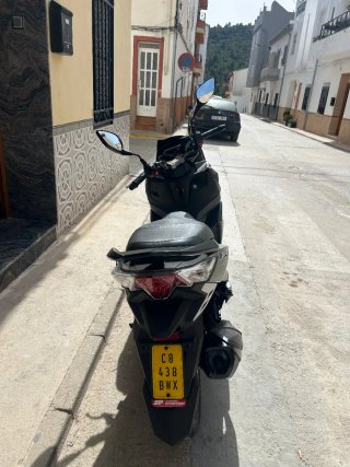 Espectacular SYM Jet X 50cc PRACTICAMENTE NUEVA.