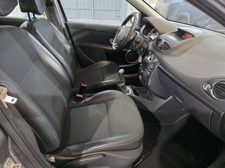 RENAULT Clio Exception TCE100 5p. eco2