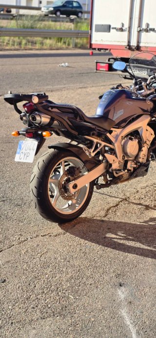 Yamaha FZ6 S -