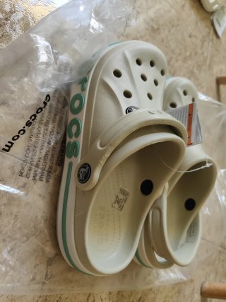 Crocs Beige/Verde Talla M 5 W7