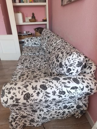 Sofá de 3 plazas con estampado floral