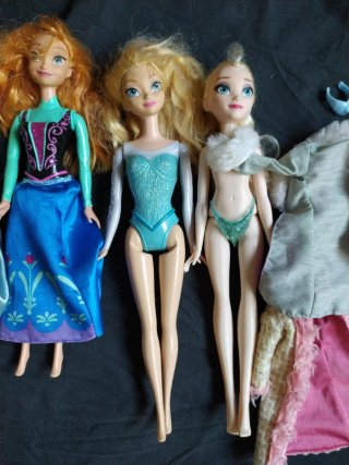 Pack 5 Muñecas Barbie, Simba, Frozen