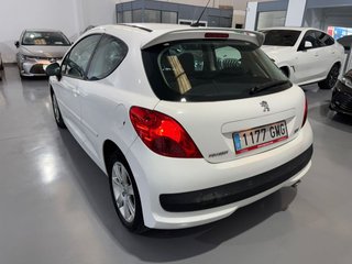 PEUGEOT 207 Sport 1.6 HDI 90