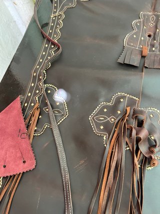 Zahones 100% Cuero hechos de forma artesanal