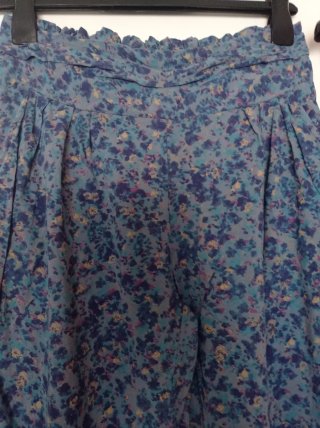Pantalón floral y top