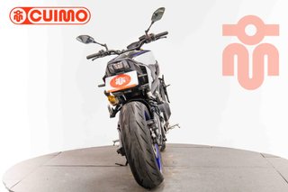 YAMAHA MT 09