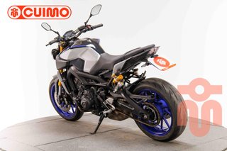 YAMAHA MT 09