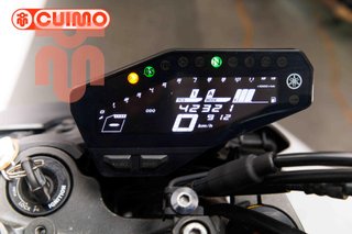 YAMAHA MT 09