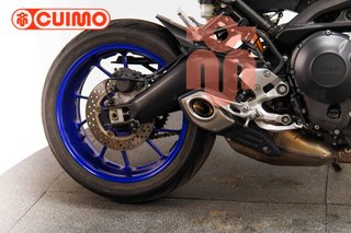 YAMAHA MT 09