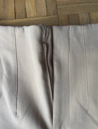 Pantalón beige de vestir