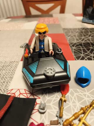 Lancha Playmobil con accesorios