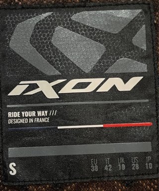 Chaqueta Moto IXON Negra y Rosa Talla S