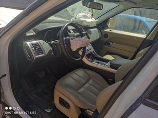 VEHICULO ACCIDENTADO Range Rover Sport 2014