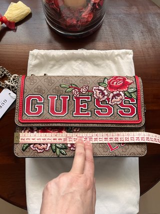 Bolso Guess LA Floral Bordado Nuevo