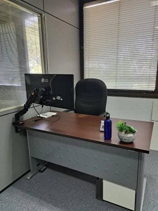 Escritorio de oficina en LAS ROZAS DE MADRID
