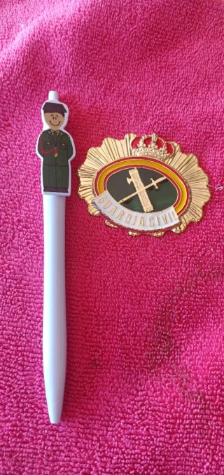 Set Guardia Civil: Llavero, Pulsera y Bolígrafo