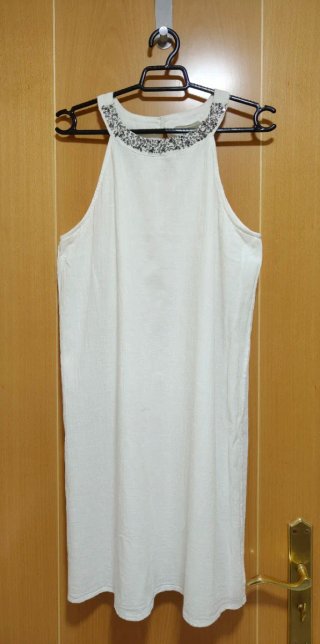Vestido blanco Mango con pedrería