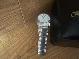 2 Orologi Lotus****2 OROLOGI 25€*****