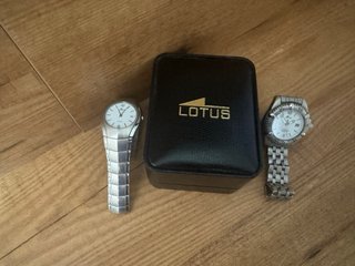 2 Orologi Lotus****2 OROLOGI 25€*****