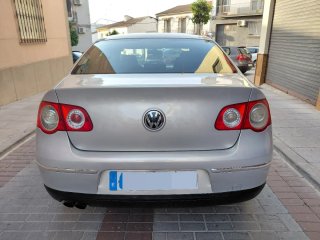 Volkswagen Passat 2009