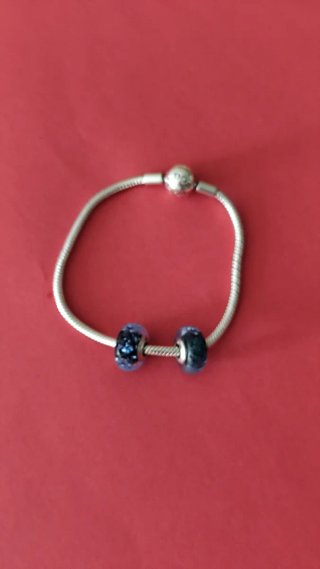 Pulsera Pandora Plata con opción de 2 Charms.plata