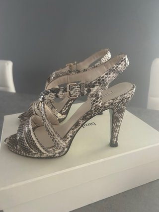 Zapatos Bimba y Lola Talla 39