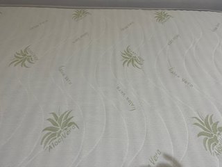 Colchón 135 cm Aloe Vera Sin uso  Retire hoy mismo