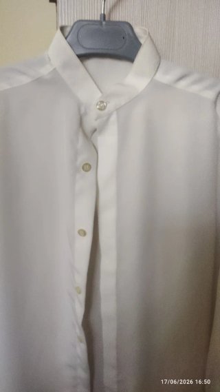 Traje de Comunión Blanco con Detalles