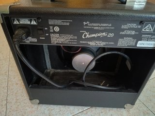 Amplificador Fender Champion 20