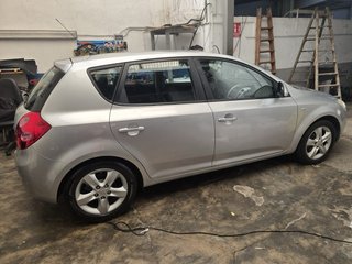 KIA ceep 2008