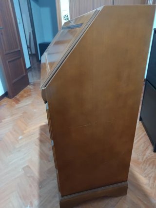 Mueble/secretaria de madera