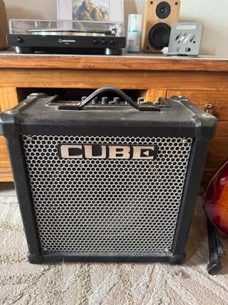 Pack Guitarra Eléctrica y Amplificador