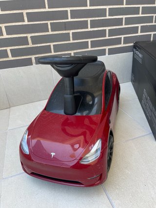 Passeggino Tesla per bambini