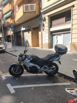 Suzuki GSR 600