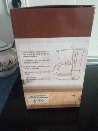 Cafetera Eléctrica iWotto Roja 6 Tazas