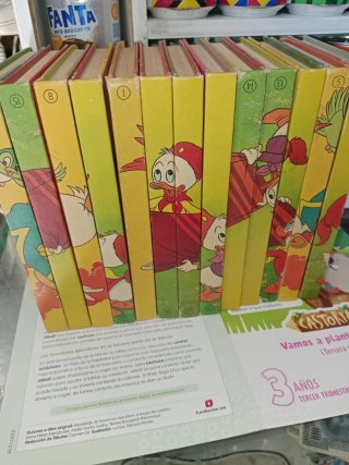 13 libros Disney Biblioteca de los jóvenes castore