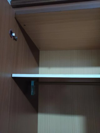 Ropero doble de madera