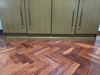 Ropero doble de madera
