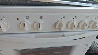Cocina Balay 4 fuegos con horno