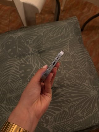 iPhone 14 en perfecto estado