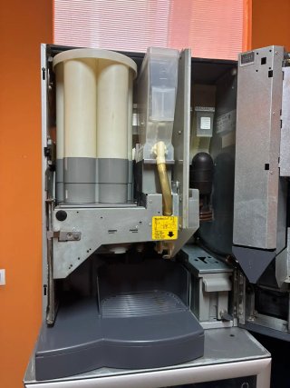 Máquina café Necta Brio3 + Minisnaky