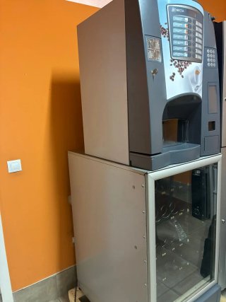 Máquina café Necta Brio3 + Minisnaky
