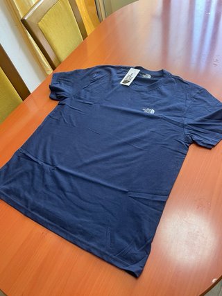 Camiseta The North Face azul talla M