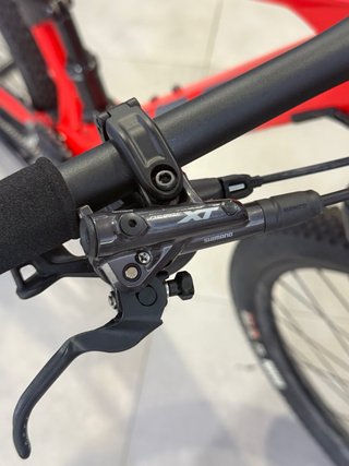 Bicicleta BMC Doble Suspensión Roja fourstroker 01