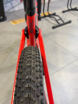 Bicicleta BMC Doble Suspensión Roja fourstroker 01